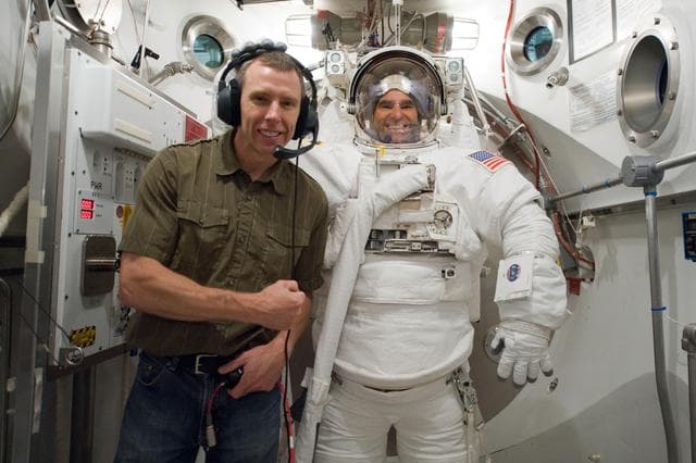 NASA image: STB-SS-1912 - SSATA Crew Training for STS-134 Greg Chamitoff  