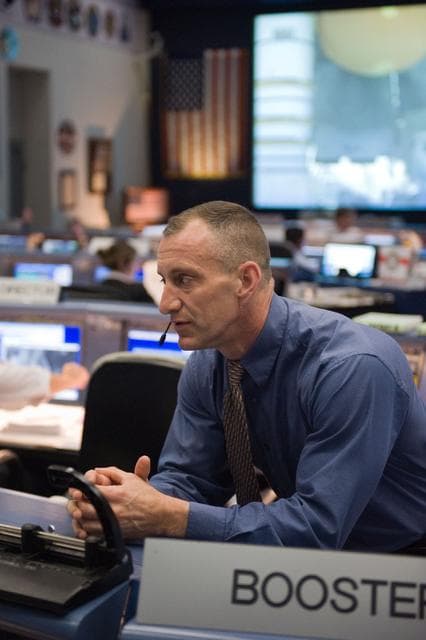 NASA image: STS-132/ULF4 WFCR Flight Controllers on Console
