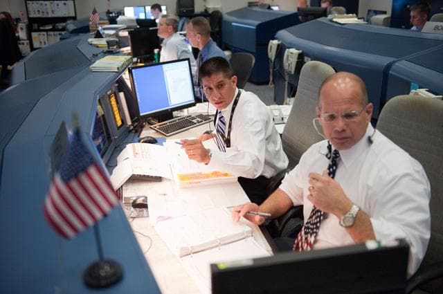 NASA image: STS-132/ULF4 WFCR Flight Controllers on Console