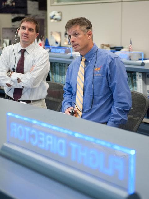 NASA image: STS-132/ULF4 Flight Controllers on Console - Orbit 2