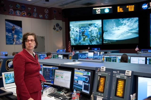 NASA image: STS-132/ULF4  Flight Controllers on Console - Bldg. 30 south