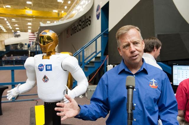 NASA image: Robonaut R2 media day in building 9NW