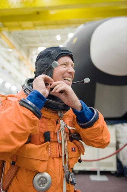 NASA image: STS-133 crew during CCTII PRL IN/EG 91020 training 