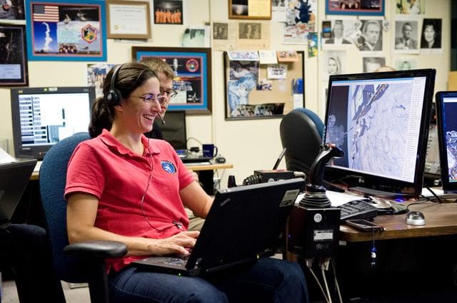 NASA image: STS-133 crew during MSS/EVAA TEAM training in Virtual Reality Lab  