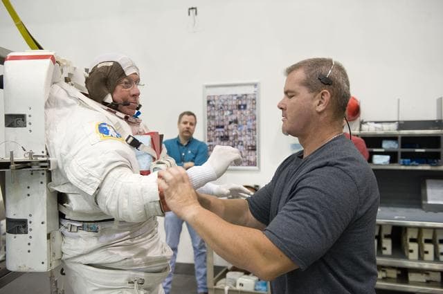 NASA image: Expedition 27 and Expedition 28 crew members NBL training