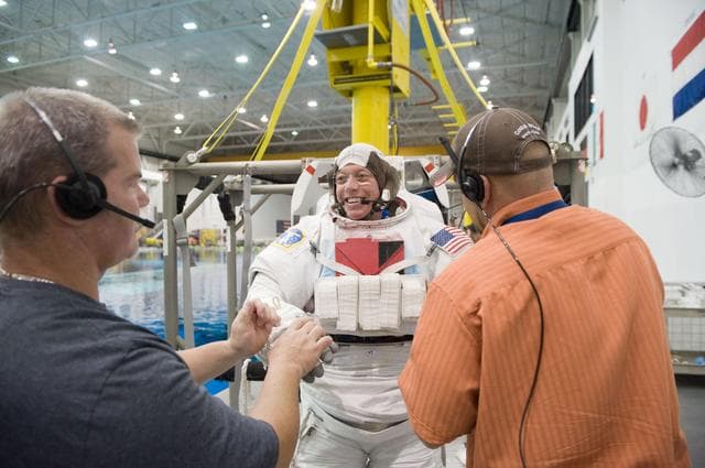 NASA image: Expedition 27 and Expedition 28 crew members NBL training