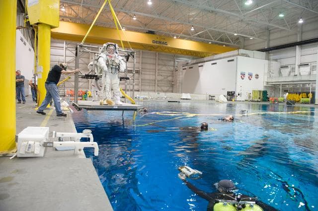 NASA image: Expedition 27 and Expedition 28 crew members NBL training