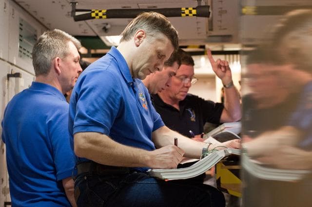 NASA image: Expedition 27, Expedition 28 and STS-135 during joint ISS/STS Emergency Scenarios training.    
