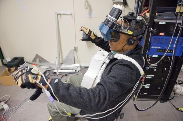 NASA image: STS-133 crew training in VR Lab with replacement crew member Steve Bowen  