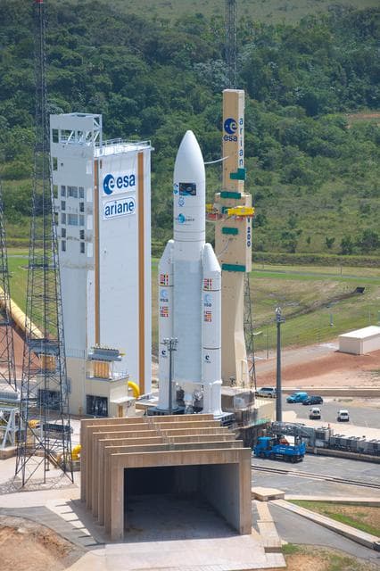 NASA image: ARIANE 5 V200 ATV-2