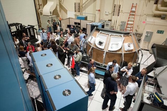 NASA image: STS-135 crew during Rendezvous Training session in Building 16 dome   