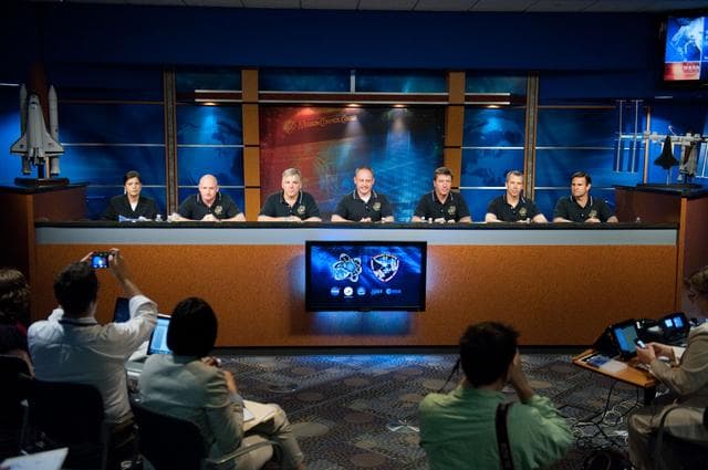 NASA image: STS-134 Press Conference