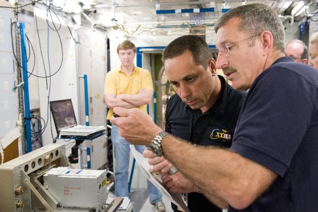 NASA image: Expedition 29 crew during OOM skills training in ISS mockups