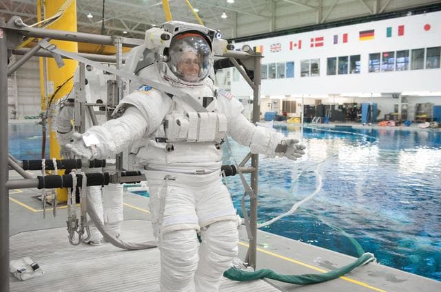 NASA image: Final space shuttle crew training session in the NBL