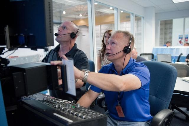 NASA image: Final space shuttle crew training session in the NBL