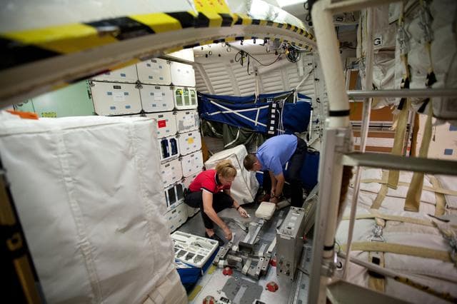 NASA image: STS_135_ SVMF