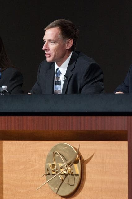 NASA image: STS-135 Press Conference