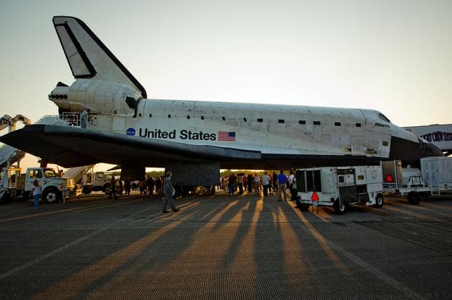 NASA image: STS_135_Landing