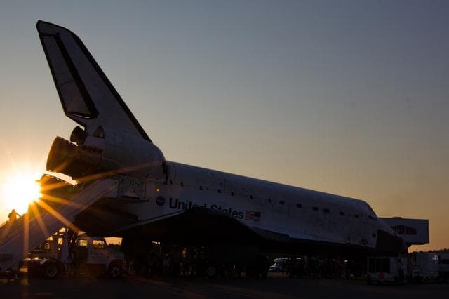 NASA image: STS_135_Landing