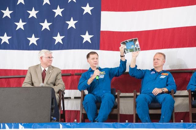 NASA image: STS-135 Crew Return