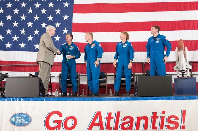 NASA image: STS-135 Crew Return