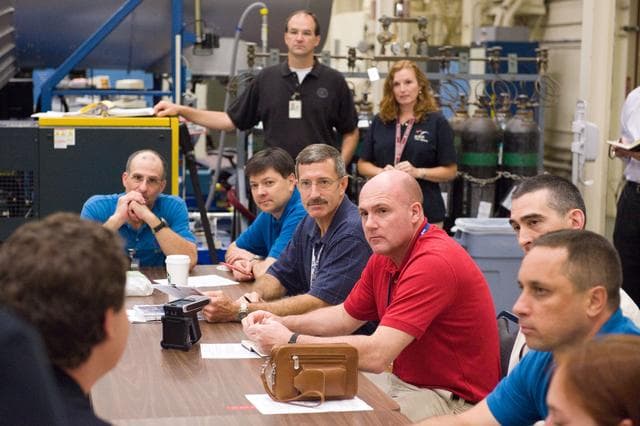 NASA image: Expedition 29/30 and Expedition 30/31 joint training sessions