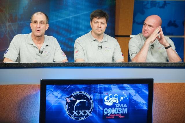 NASA image: Soyuz 29 Crew News Conference at JSC 