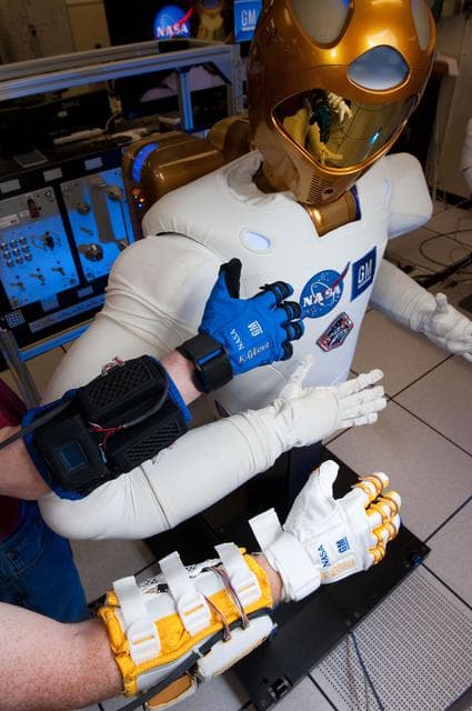 NASA image: Robotic glove