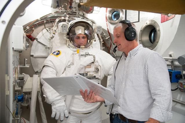 NASA image: jsc2013e027494