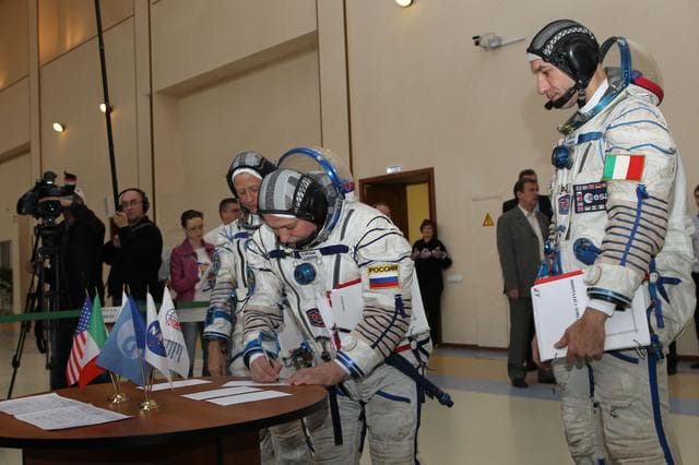 NASA image: jsc2013e028025