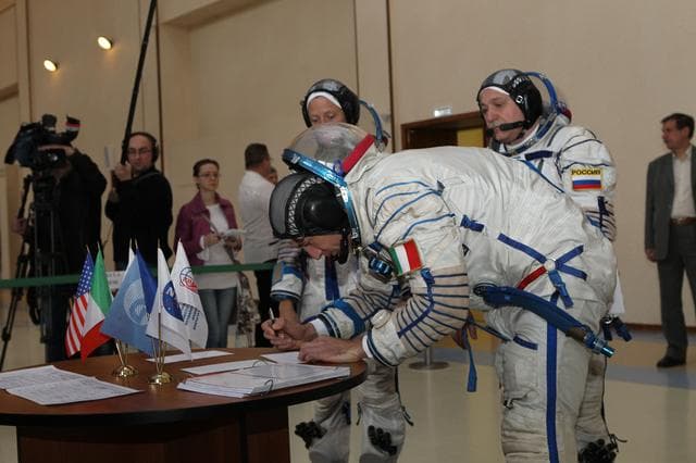 NASA image: jsc2013e028027