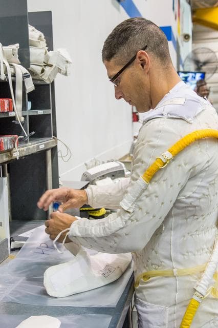 NASA image: jsc2013e048204