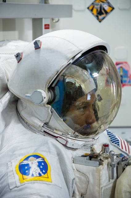 NASA image: jsc2013e077001