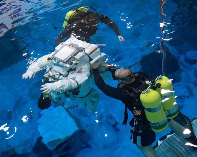 NASA image: jsc2013e088113