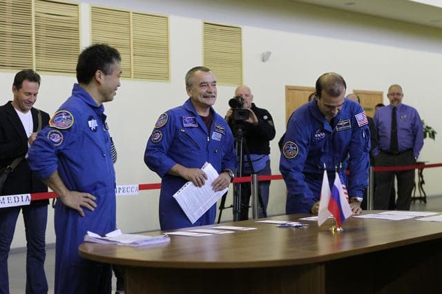 NASA image: jsc2013e090223