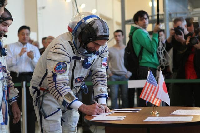 NASA image: jsc2013e090227