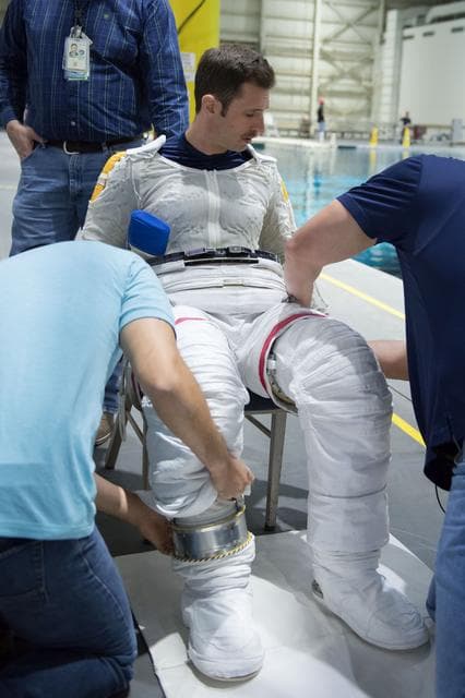 NASA image: 2017 ASCAN class members during ASCAN EVQ1 (Red Team) Training