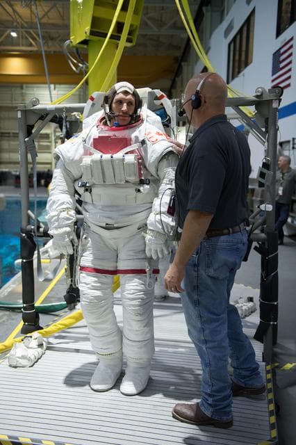 NASA image: 2017 ASCAN class members during ASCAN EVQ1 (Red Team) Training