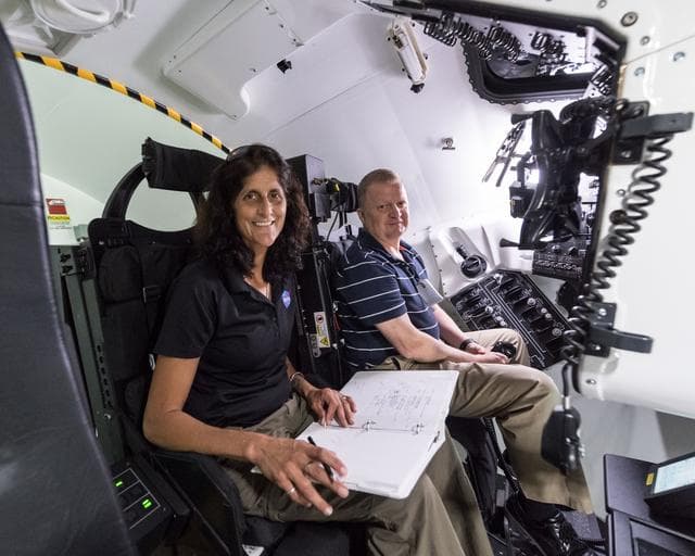 NASA image: CCP Astronauts - CST-100 Mini MOST Simulation