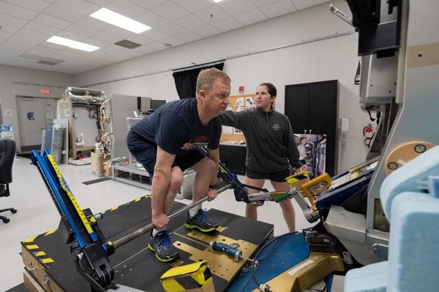 NASA image: CCP Astronauts - Advanced Resistive Exercise Device (ARED) PT #2