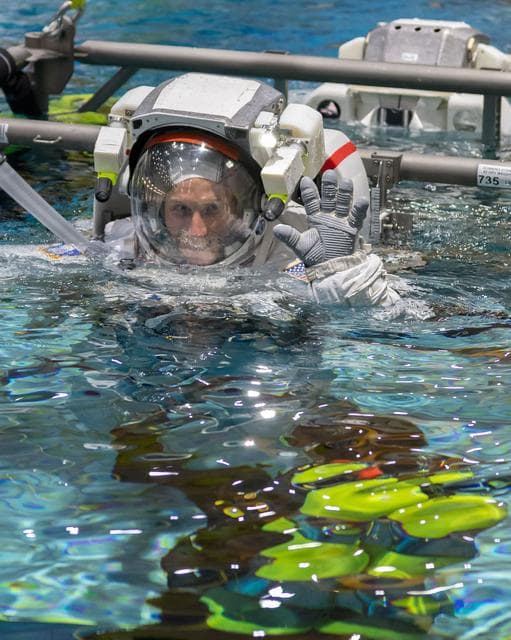 NASA image: 2017 ASCAN class members during ASCAN EVQ NBL 3 training