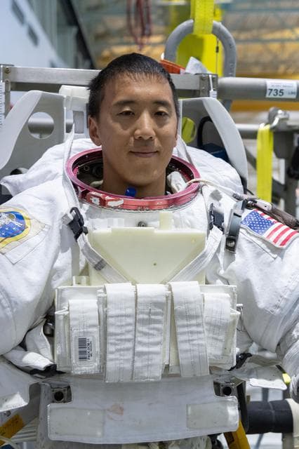 NASA image: 2017 ASCAN class members during ASCAN EVQ NBL 3 training