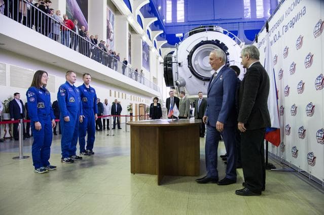 NASA image: Expedition 59 crew members in Star City, Russia