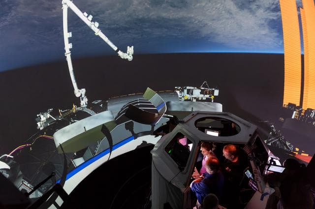 NASA image: Commercial Crew Program Astronaut Training - Mike Fincke, Nicole