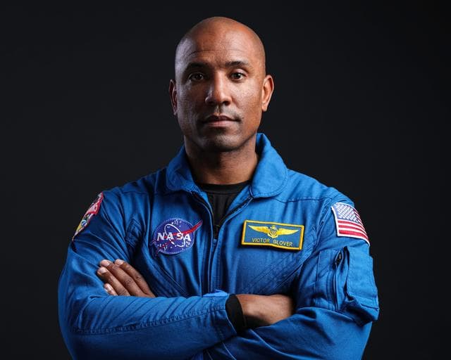 NASA image: SpaceX Crew Flight Test (Demo-2) Crew & Backup Crews - Victor Gl