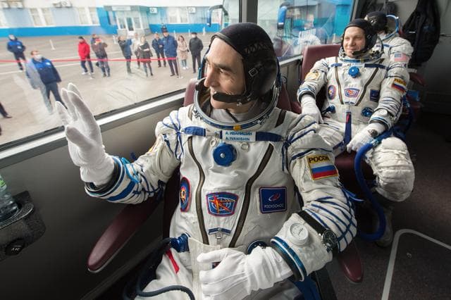 NASA image: Expedition 63 Preflight