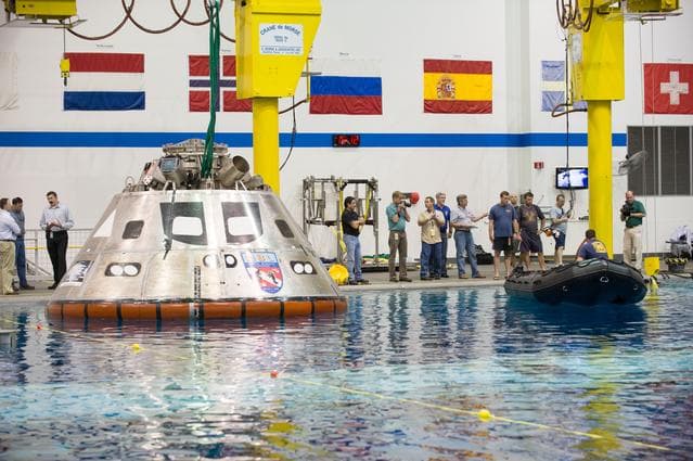 NASA image: Recovery Testing at the Neutral Buoyancy Lab