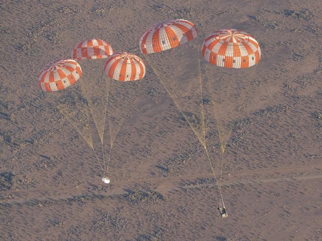 NASA image: CPAS PTV Drop 12-20-12