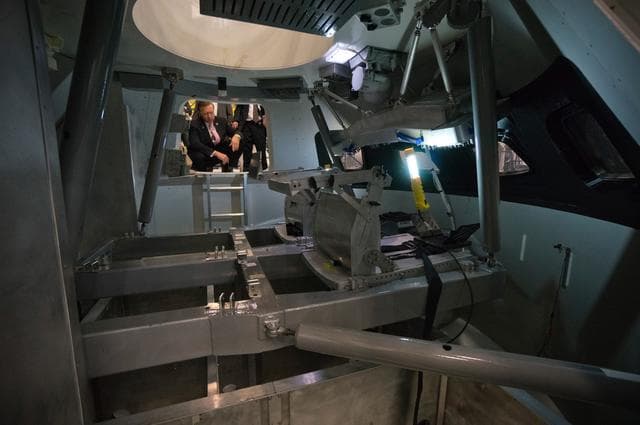 NASA image: Texas Congressmen visit Orion
