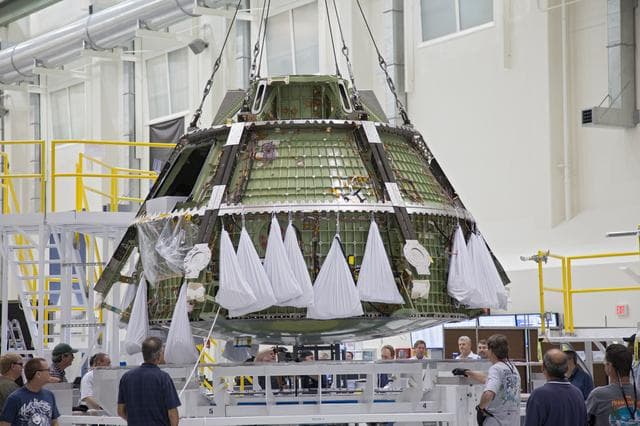 NASA image: KSC-313D-0153_023